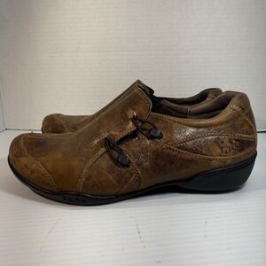 TAOS Bungie Jump D Brown Distressed Leather Slip-On Casual Loafer Flats Size 7